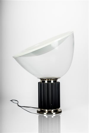 Achille e Pier Giacomo Castiglioni ( )  - Lampada da tavolo modello Taccia, 1962
