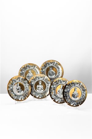 Piero Fornasetti (Milano 10/11/1913 - Milano 09/10/1988)  - Set di sei piatti dalla serie Melodramma, 1950 circa