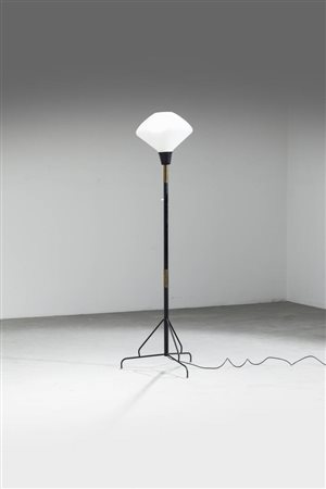 PRODUZIONE ITALIANA<BR>Lampada da terra