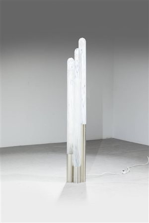 PRODUZIONE ITALIANA<BR>Lampada da terra