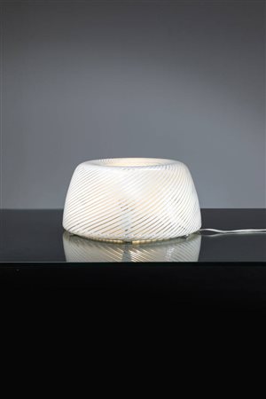 PRODUZIONE ITALIANA<BR>Lampada da tavolo