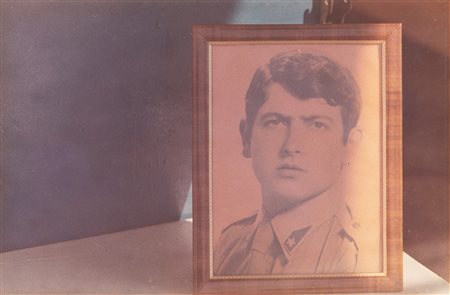 Luigi Ghirri (1943 - 1992)  - Lucerna, dalla serie "Kodachrome", 1971-1973