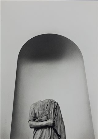 Mimmo Jodice (1934)  - Vedute di Napoli, Museo Nazionale, 1980