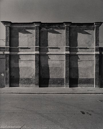 Gabriele Basilico (1944 - 2013)  - Via Gianfrancesco Pizzi. Milano. Ritratti di fabbriche, 1978/1980