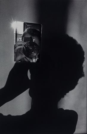 Ugo Mulas (1928 - 1973)  - Autoritratto per Lee Friedlander, 1971