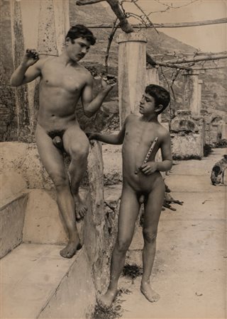 Baron Wilhelm von Gloeden (1856 - 1931)  - Senza titolo (Giovani siciliani), 1900s