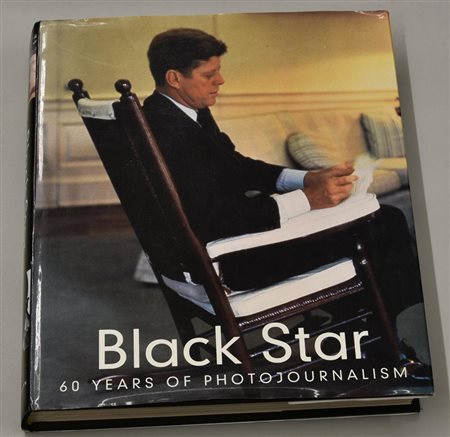 BLACK STAR 60 YEARS OF PHOTOJOURNALISM a cura di Hendrix Neubauer cm 34x27...