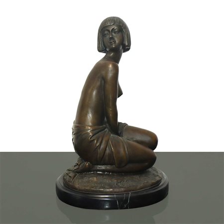 Amedeo  Gennarelli (1881 - 1943)  - Nudo di ragazza, scultura in bronzo