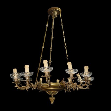 Lampadario a 12 luci in metallo dorato e piattini in vetro , Late 19th century