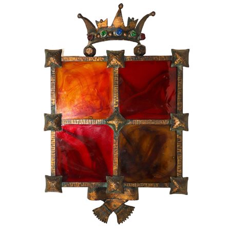 Applique in metallo dorato con vetri colorati