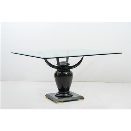 STUDIO SMANIA INTERNI, Importante tavolo con base in marmo