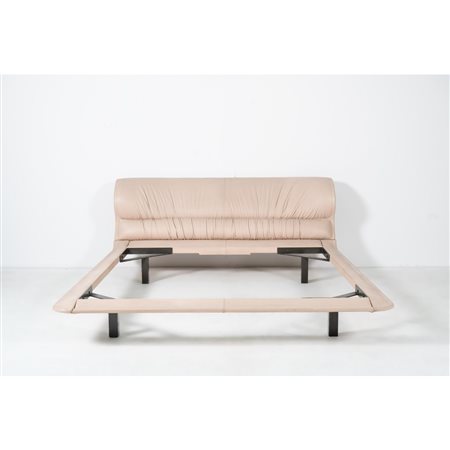 GIOVANNI OFFREDI, Letto matrimoniale modello vela