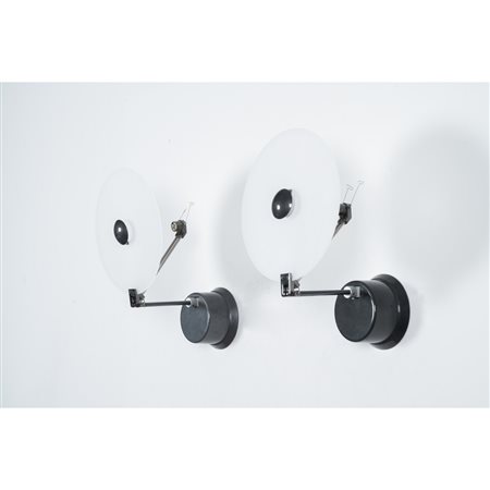 KING E MIRANDA, Coppia di lampade da parete modello 'RA/1