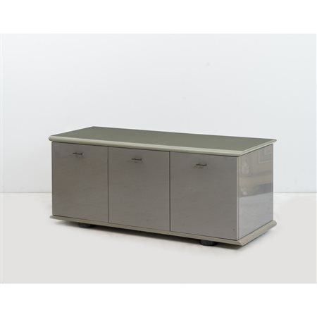 ARFLEX, Mobile contenitore basso