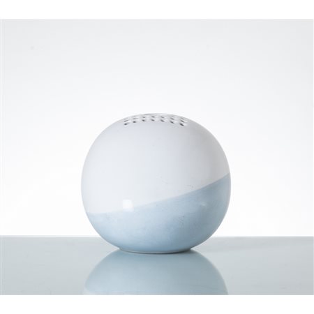 FRANCO BUCCI, Vaso a sfera in ceramica