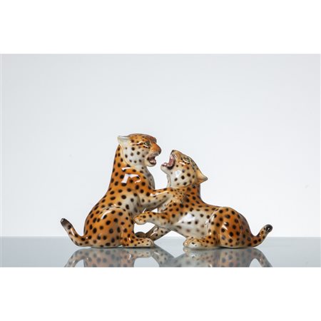 GIOVANNI RONZAN, Figura di cuccioli di leopardo in ceramica