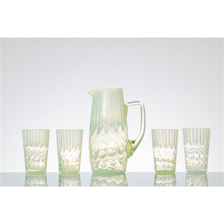 MAESTRI MURANESI, Quattro bicchieri ed una caraffa in vetro