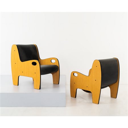 PRODUZIONE EUROPEA 1970 ca., Coppia di poltrone