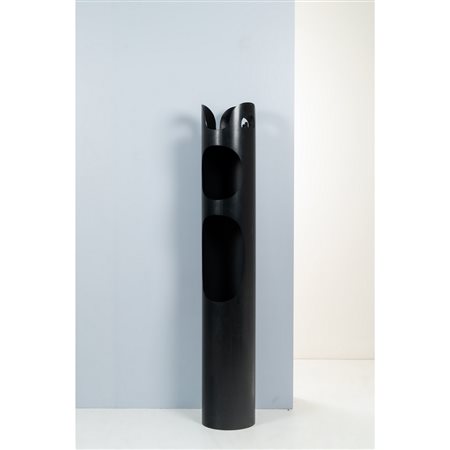 ENZO MARI, Attaccapanni modello “Kerguelen”