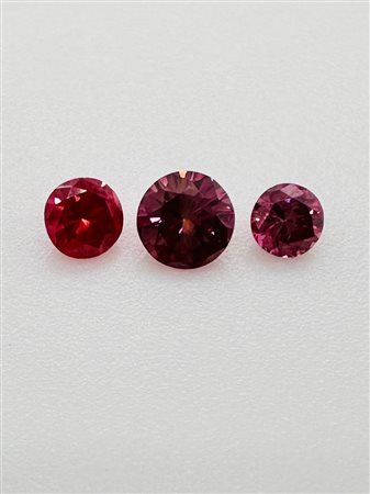 3 DIAMANTI NATURAL POLISHED 0,28 FANCY ROSA* - VS2 - C40106-10