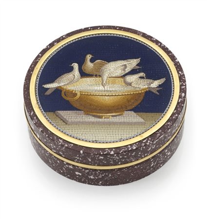 Giacomo Raffaelli (1753-1836) (attr) Roma, fine secolo XVIII. Snuff box circola