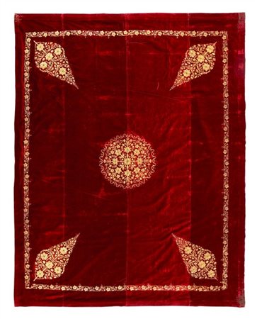 Manifattura dell'Impero ottomano, secolo XVIII-XIX. Copriletto matrimoniale con