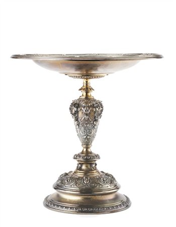 Alzata centrotavola in argento con piatto decorato a mascheroni, frutti ed elem