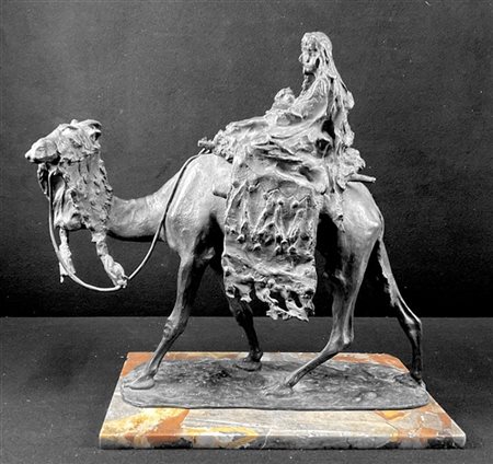Ernesto Bazzaro "Maternità beduina" 
scultura in bronzo su base in marmo (cm 53x
