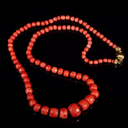  
Collana in corallo 
 