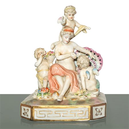 Porcelain Meissen - Diana con amorini, scultura in porcellana policroma, 20° secolo