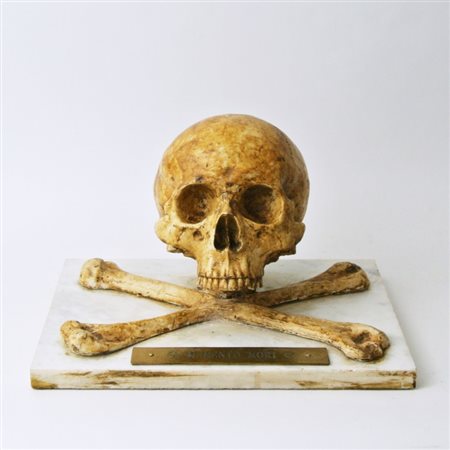 Memento mori in polvere di marmo
