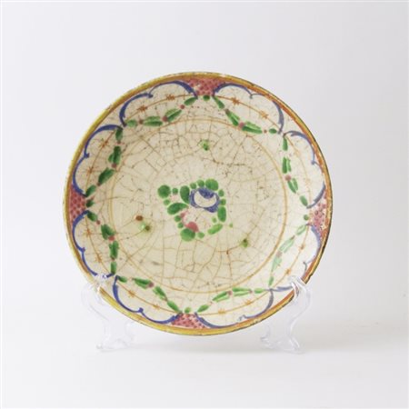 Piatto in maiolica