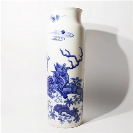 Vaso cinese in porcellana bianco-blu