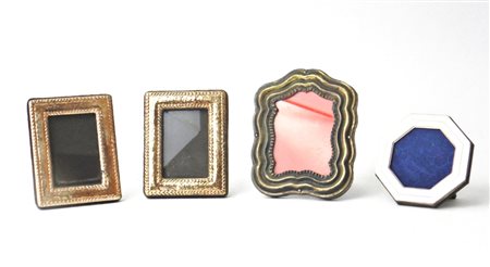 Gruppo di quattro cornici in argento 800