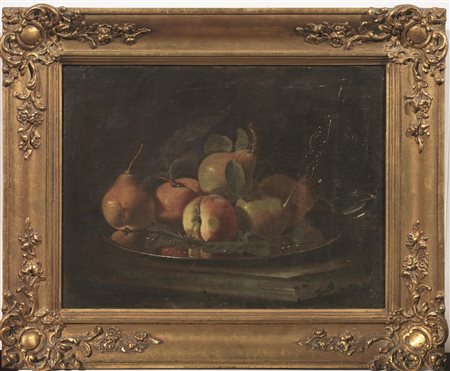 Scuola francese, sec. XVIIIPERE E PESCHE IN UN PIATTO METALLICO E VASETTO IN...