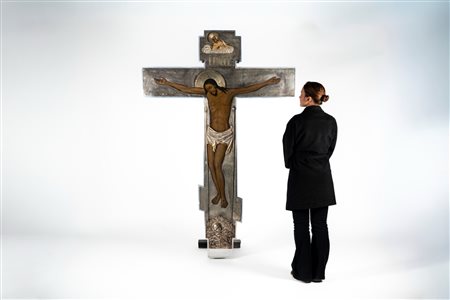 Grande Cristo crocifisso su tavola rivestita in argento. Khlebnikov. Mosca, 1890