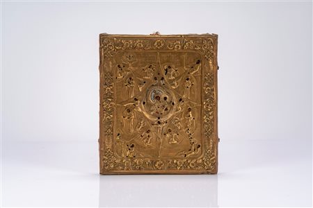 Icona a tempera su tavola con riza in metallo dorato e applicazioni di paste vitree colorate raffigurante la Madonna del Roveto ardente. Russia, XIX s […]