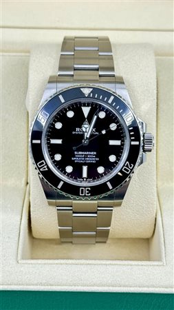 Rolex Submariner (No Date) 124060 