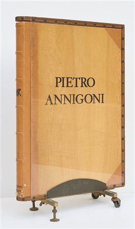 Pietro Annigoni, Volume a cura di Ugo Bellocchi