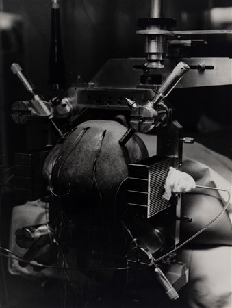 Paul Almasy (1906 - 2003)  - Senza titolo, 1970s