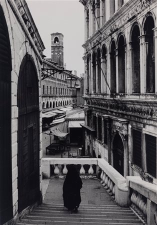 Gianni Berengo Gardin (1930 - 2025)  - Rialto, Venezia, 1960s