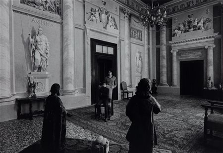Gianni Berengo Gardin (1930 - 2025)  - Veneto, dalla serie "Dentro le case", 1970s