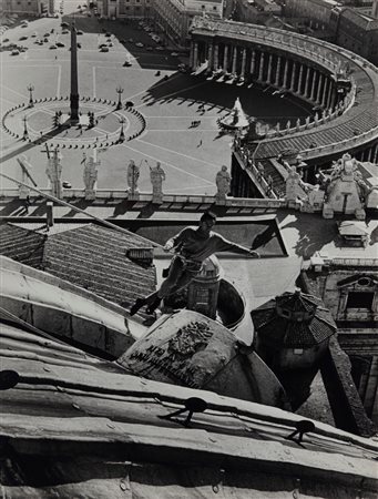 Pepi Merisio (1931 - 2021)  - Vaticano "Sampietrino" al lavoro sulla cupola di Michelangelo, 1968