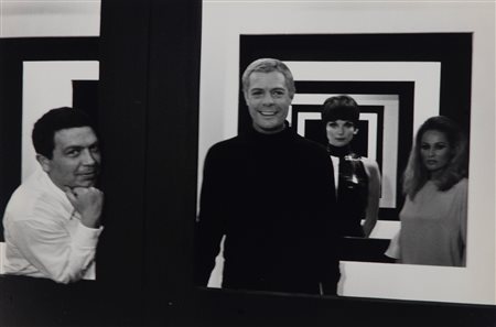 Pierluigi Praturlon (1924 - 1999)  - Marcello Mastroianni, 1965