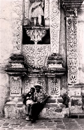 Fulvio Roiter (1926 - 2016)  - Mexico. Cattedrale di Cuernavaca , 1966