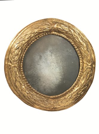 GRANDE CORNICE CIRCOLARE, SECOLO XVII,in cartapesta dorata su supporto...