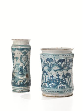 DUE ALBARELLI, NAPOLI E LATERZA, SECOLO XVIII in maiolica dipinta in...