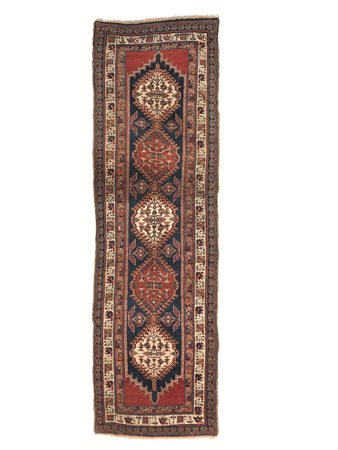 GALLERIA PERSIANA SARAB, FINE SECOLO XIXfondo avorio con medaglioni rossi e...