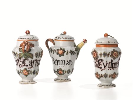 DUE ALBARELLI E UN ORCIOLO, VENETO, ULTIMO QUARTO DEL SECOLO XVIIIdi...