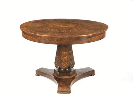 GRANDE TAVOLO DA CENTRO, ROLO, EBANISTA ALFONSO MARI, METÀ SEC. XIX, in noce...